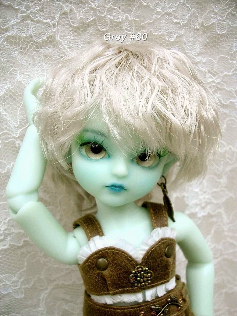 ウィッグ / 6インチ / ショートカーリー (6/28158)