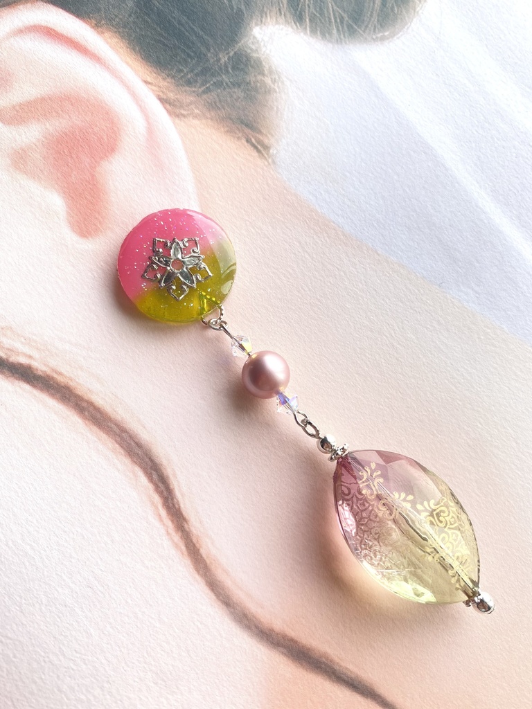 鬼滅の刃 甘露寺蜜璃 イヤーアクセサリー