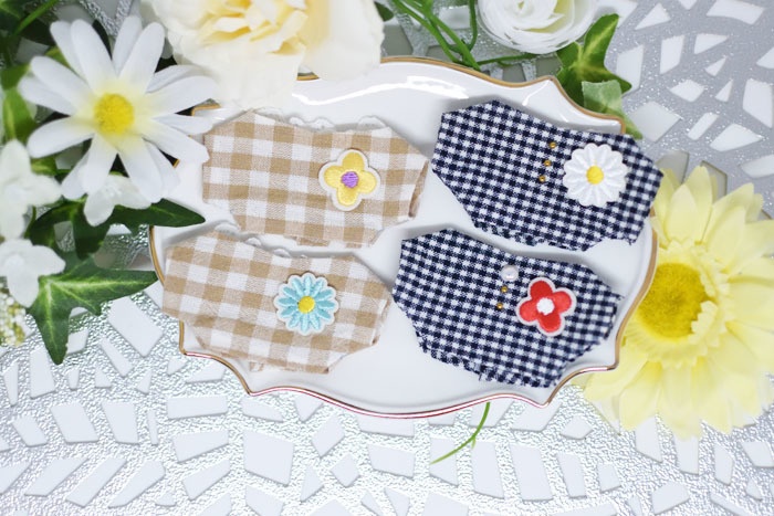 チェックの刺繍おはなワッペントップス