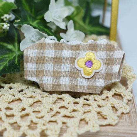 チェックの刺繍おはなワッペントップス