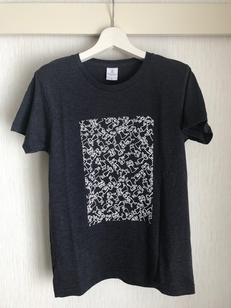 旅するトナカイ Tシャツ