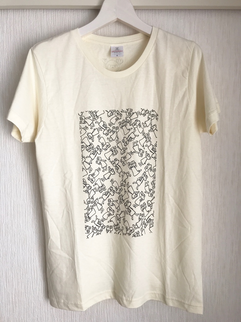旅するトナカイ Tシャツ