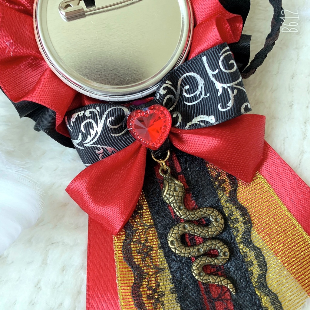 ツイステ ジャミル 風 ロゼット 痛ロゼット