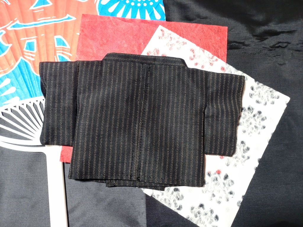 ◆黒金縞 20cm 浴衣 着物 軽装 ぬい服