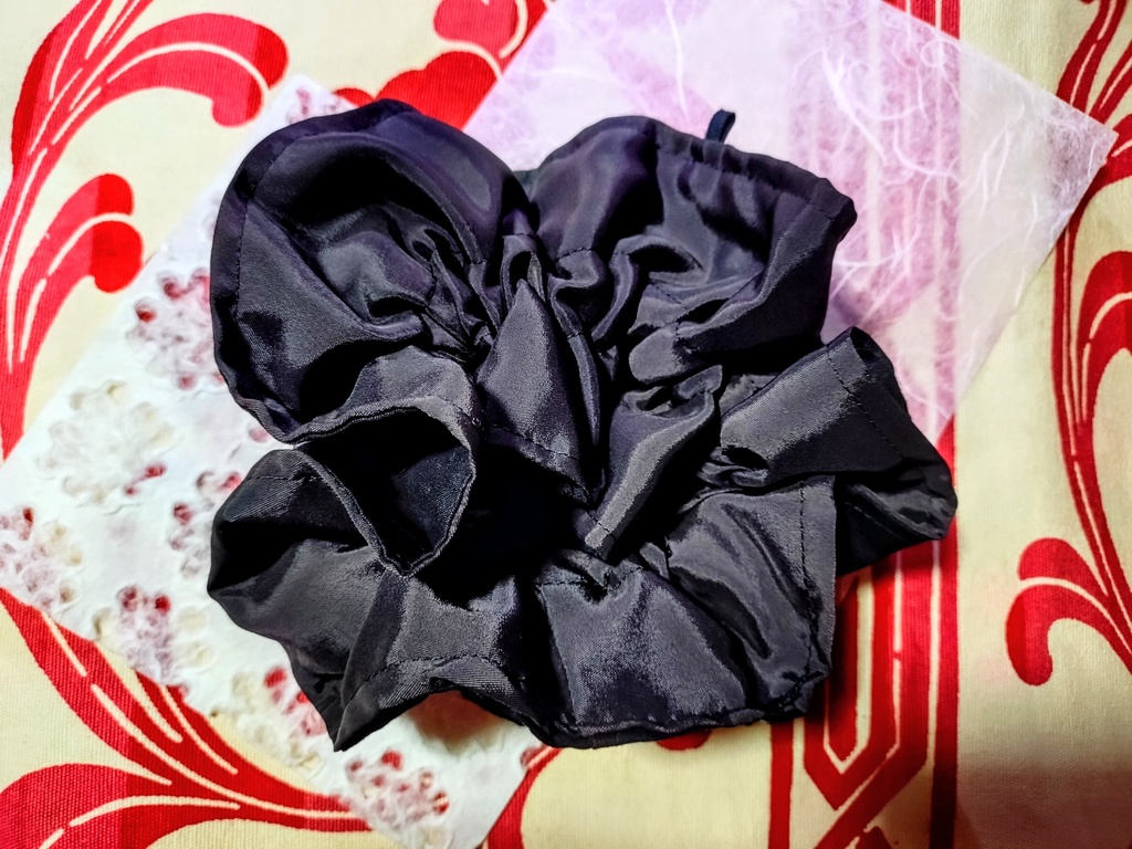 【同人グッズ】推し活雑貨 シュシュ 推しの女シリーズ