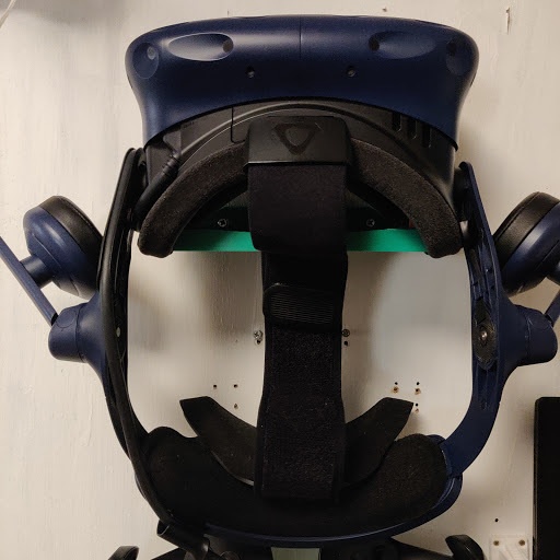 【販売終了】VIVE Pro ヘッドマウントディスプレイ用 壁掛けラック