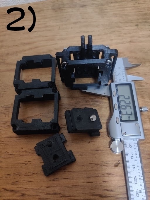 【試作品・現品のみ】 小型版 VIVE トラッカー 等に ワンタッチ着脱可能なマウンターキット