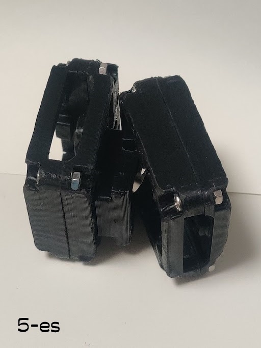 【試作品・現品のみ】 小型版 VIVE トラッカー 等に ワンタッチ着脱可能なマウンターキット