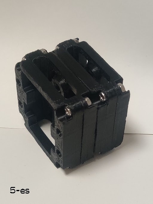 【試作品・現品のみ】 小型版 VIVE トラッカー 等に ワンタッチ着脱可能なマウンターキット