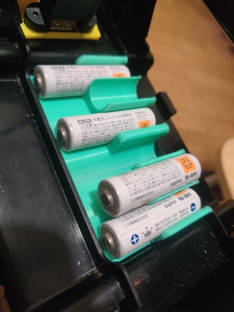 【#ミニ四駆】シックスデンチ【ポータブルピット用電池ホルダー用】