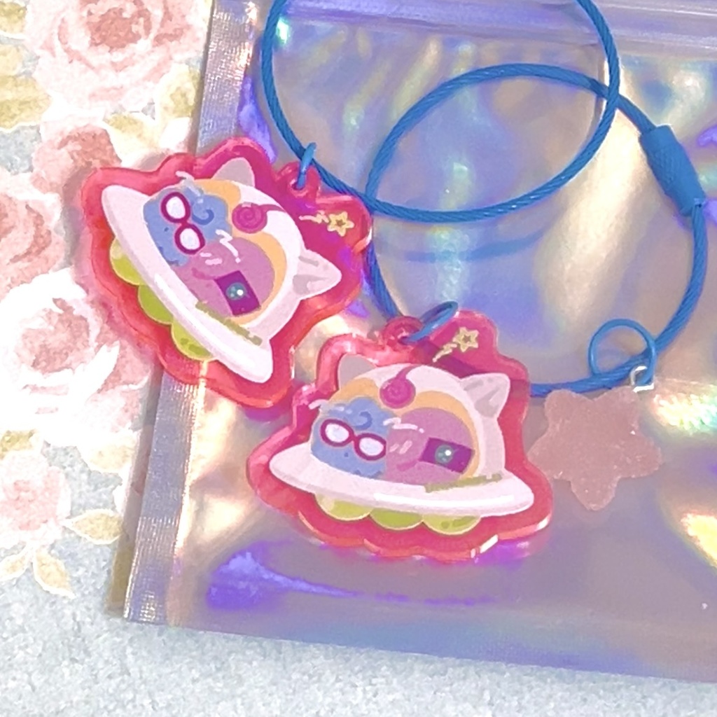 ギメちゃんの「ﾜﾚﾜﾚﾊ宇宙人ﾀﾞ」キーホルダー