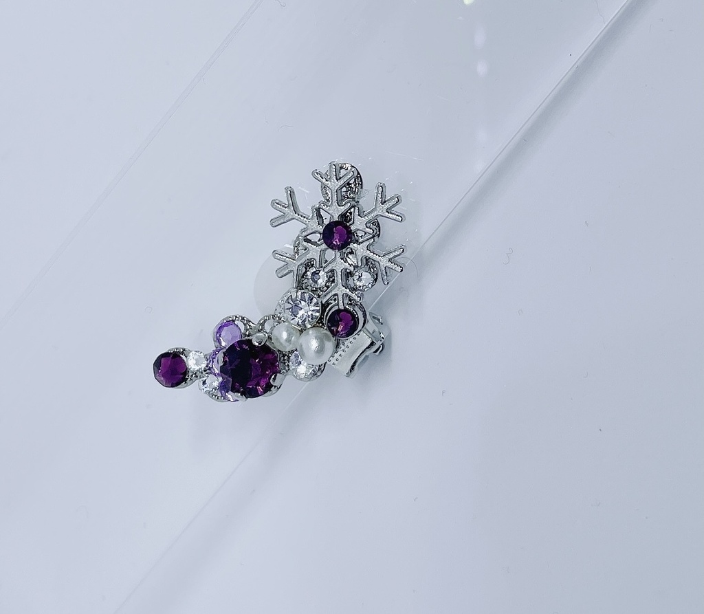 雪の結晶イヤーカフ