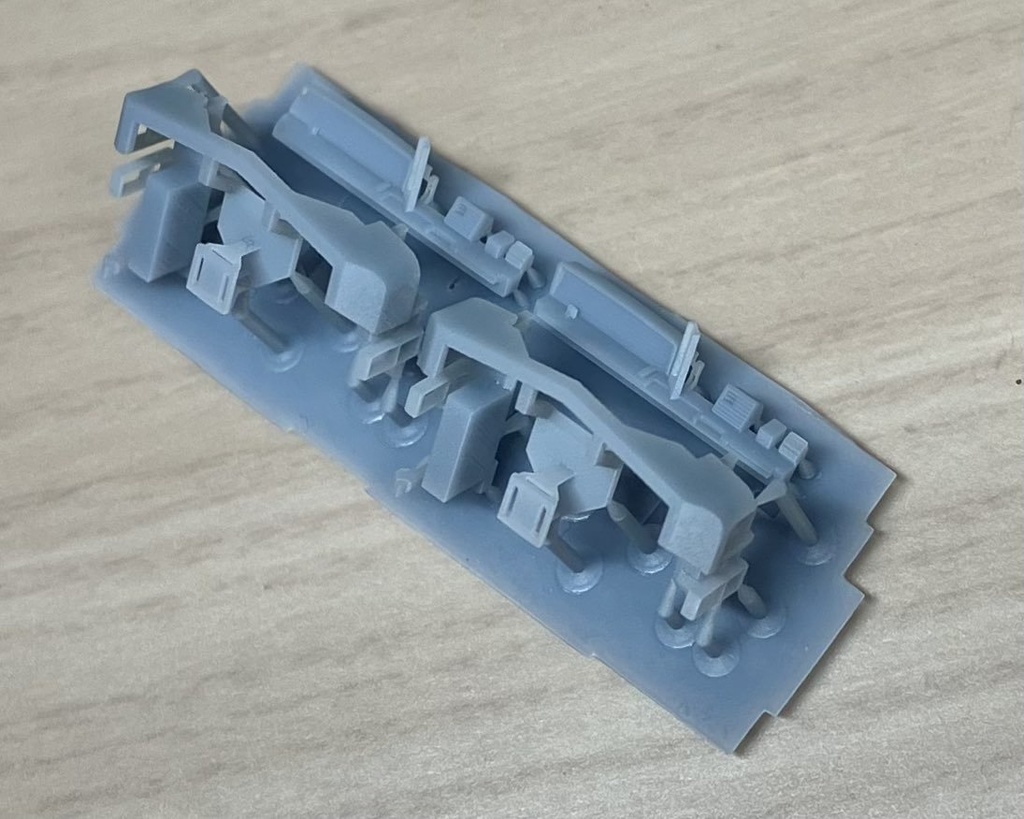 MR-1039 209系 強化スカートと運転台