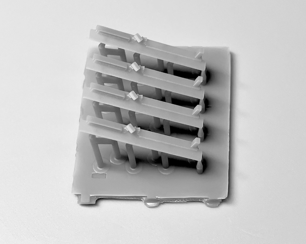 MR-1082 K社205系運転台A 初期