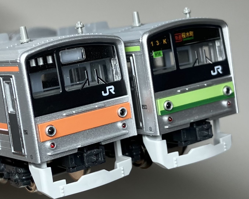 MR-1085 K社205系仕切り板B 大窓