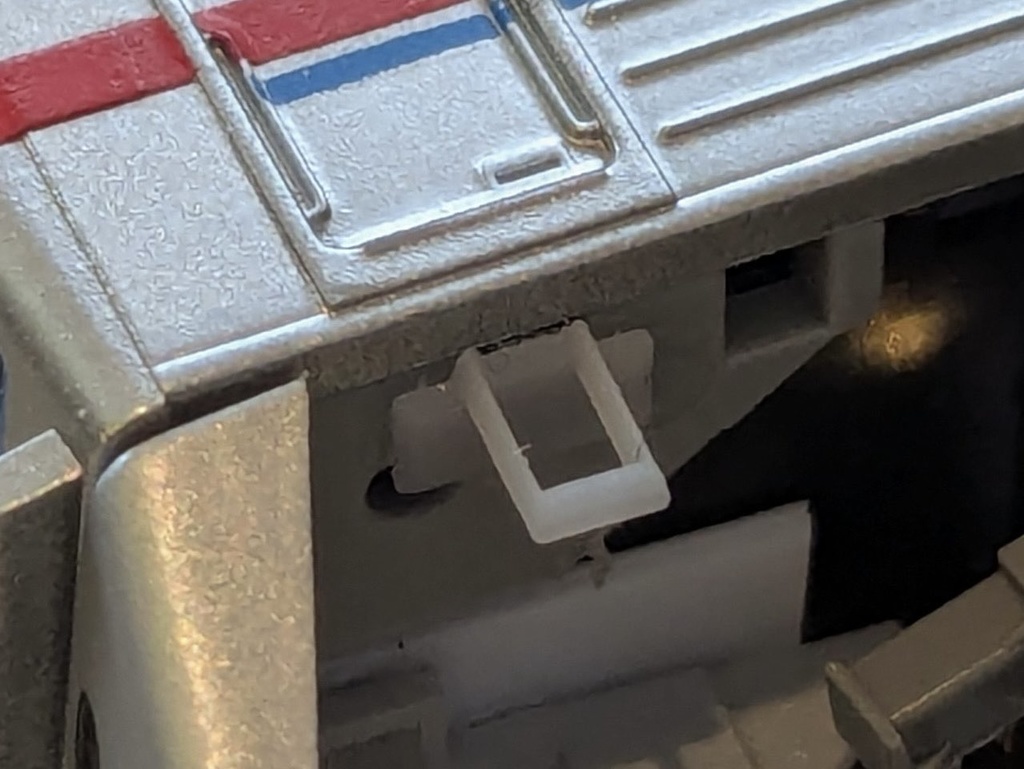 MR-1092 汎用乗務員室扉下ステップ 宗吾