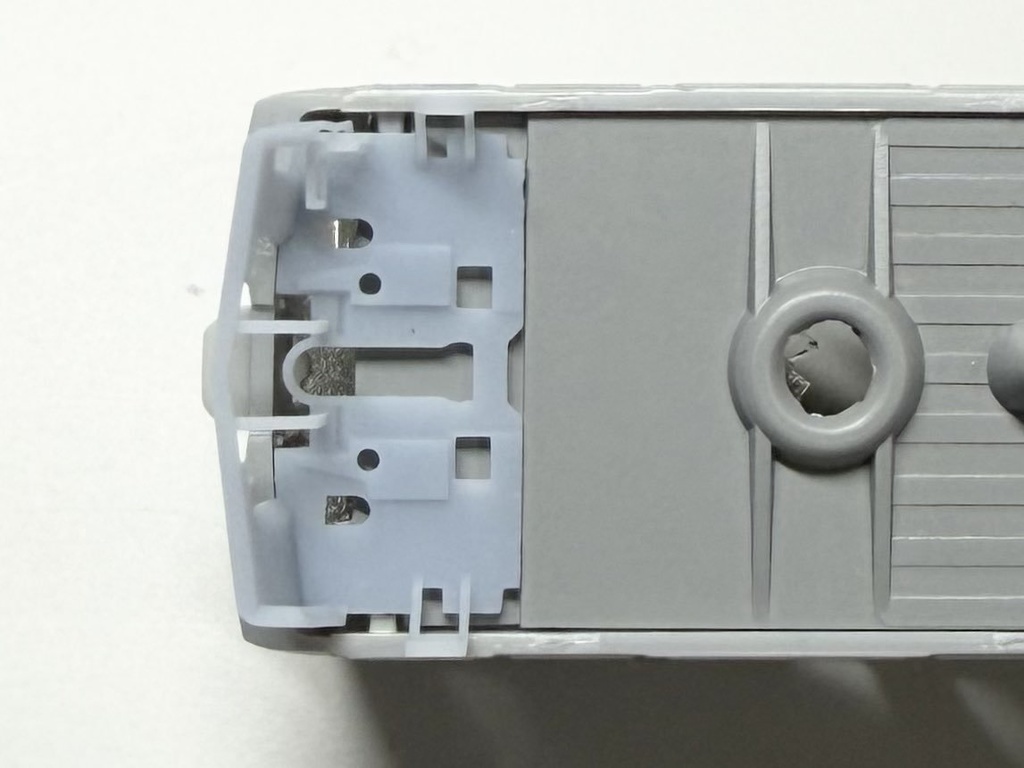 MR-1105 2000形スカートパーツ狛江