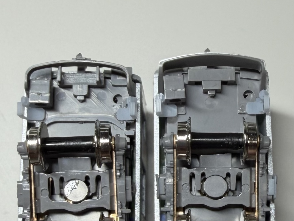 MR-1116 50000/60000系 手歯止め一体ステップ