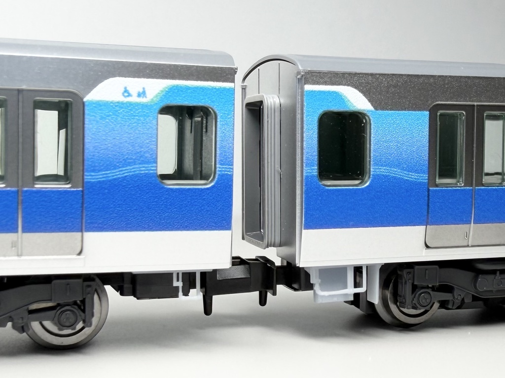 MR-1123 71-000形 車端床下機器