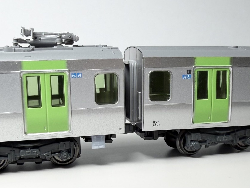 MR-1178 E235系車端床下機器A