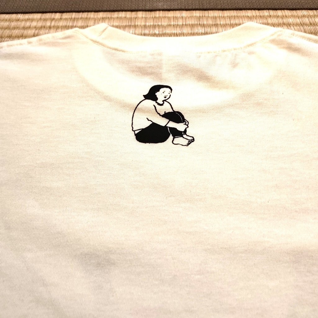 【Mサイズ / 白(アイボリー)】うつつ寝 ハンドメイドTシャツ | 厚手 5.6オンス | フロント+バックネックロゴ | シルクスクリーン | ユニセックス