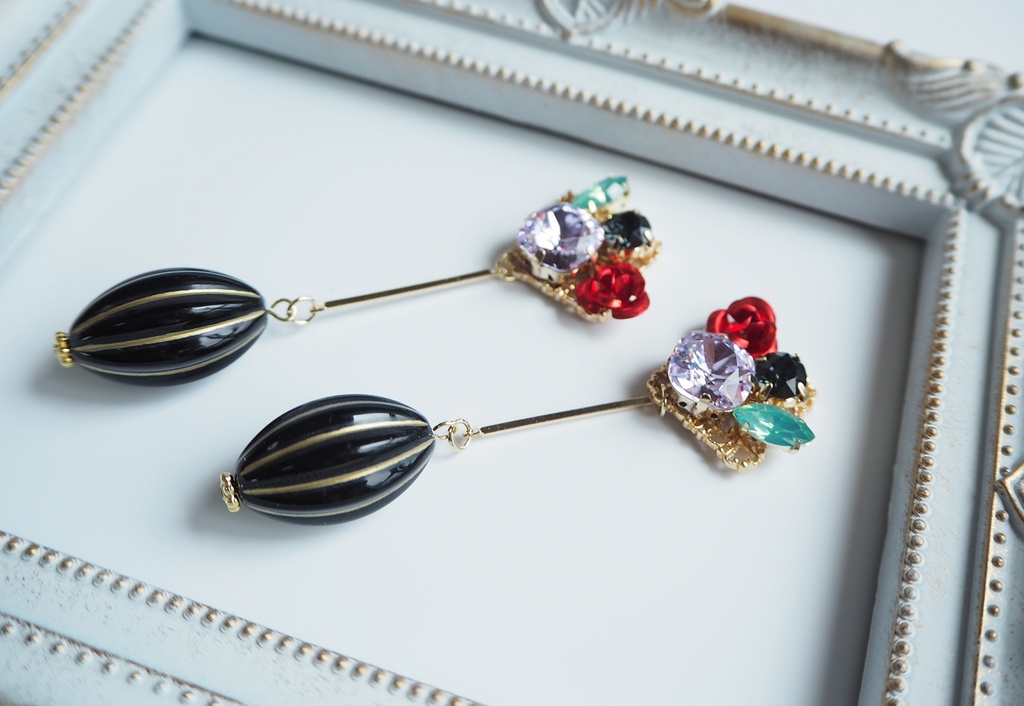 【第五人格】バーメイド 裁決の酒 ピアスorイヤリング