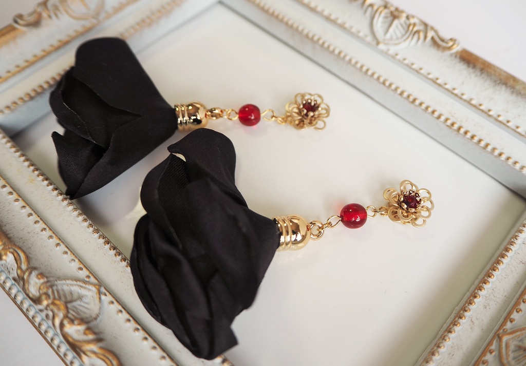 【第五人格】医師 炎を浴びる緋花 ピアスorイヤリング