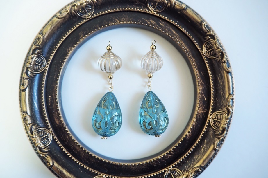 アンディークレディ ピアスorイヤリング