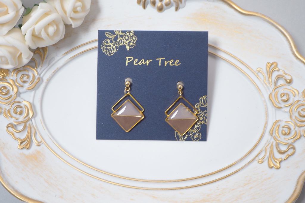 スクエアバイカラーピアスorイヤリング