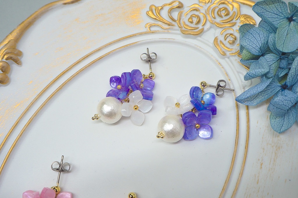 花てまり//紫陽花のピアスorイヤリング