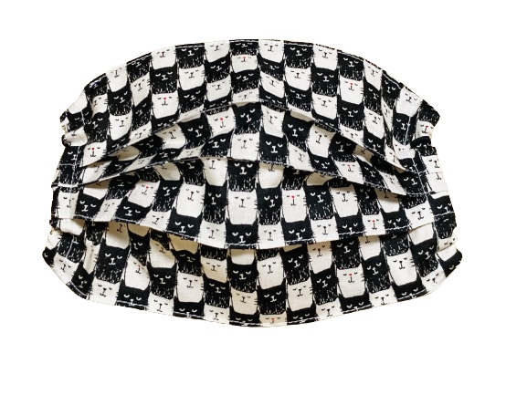 マスクカバー(プリーツ仕立て)+おまけ付き(猫オセロ) 飛沫感染防止+肌荒れ防止