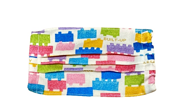 マスクカバー(プリーツ仕立て)+おまけ付き(ブロック遊び) 飛沫感染防止+肌荒れ防止