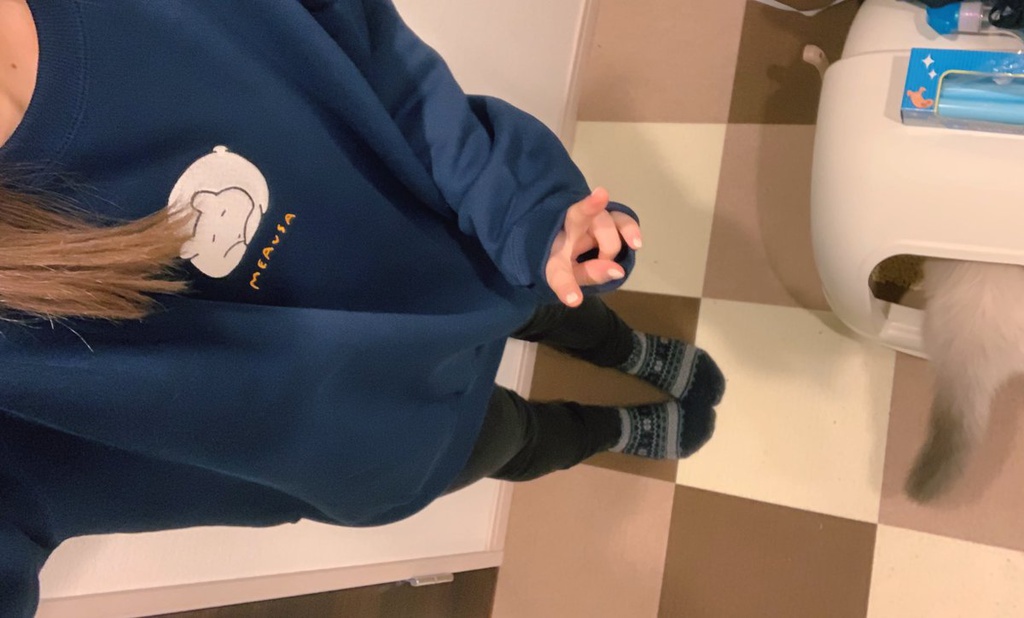 めあうさ刺繍トレーナー