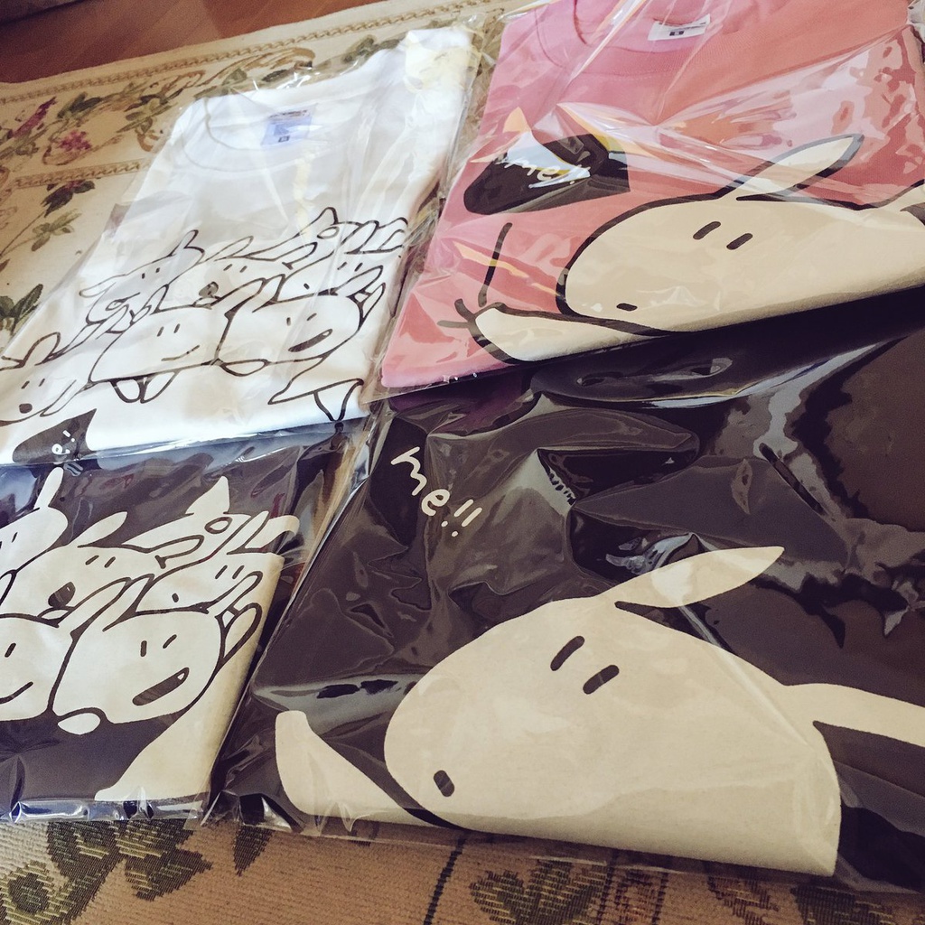 めあうさTシャツ/黒