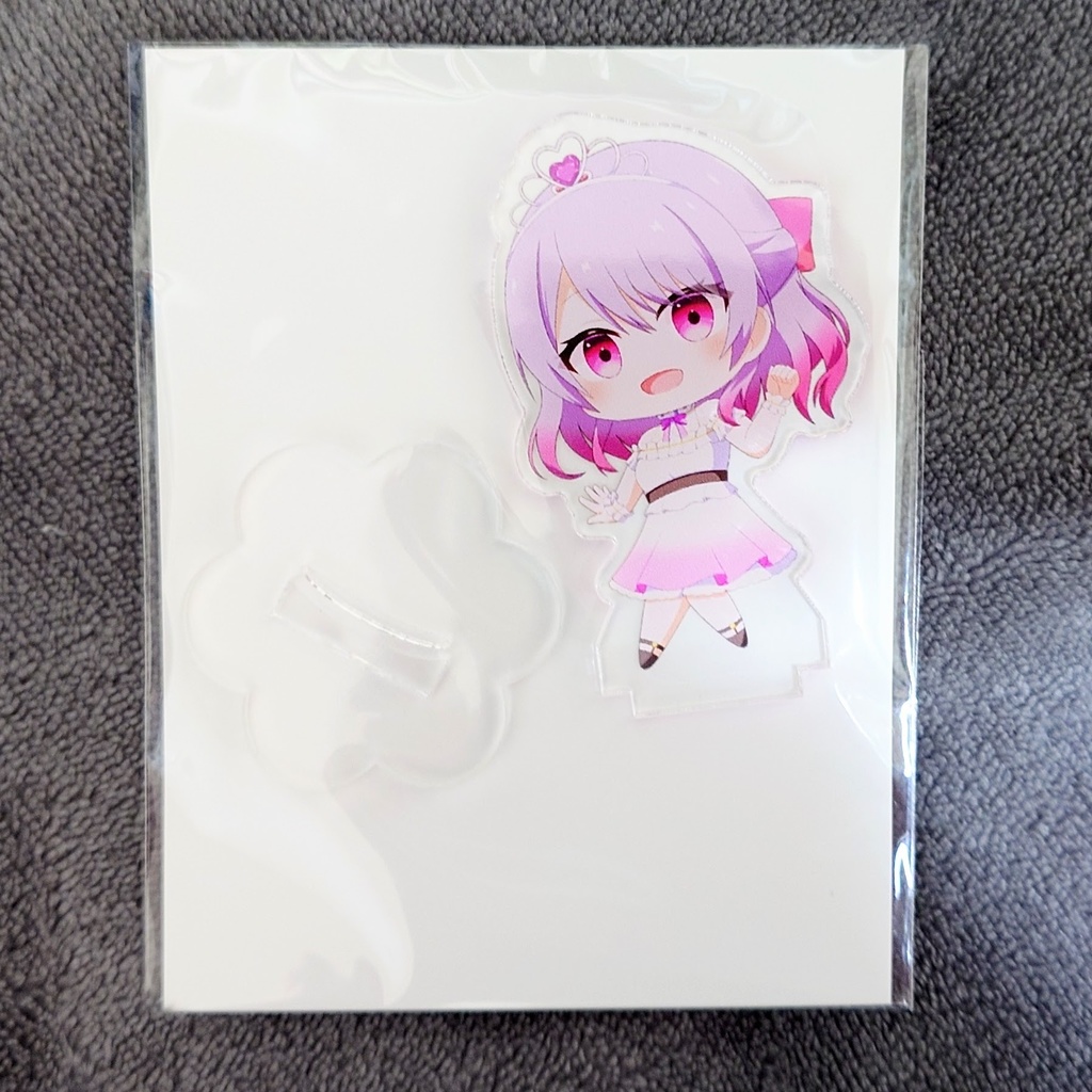 アクリルスタンドB