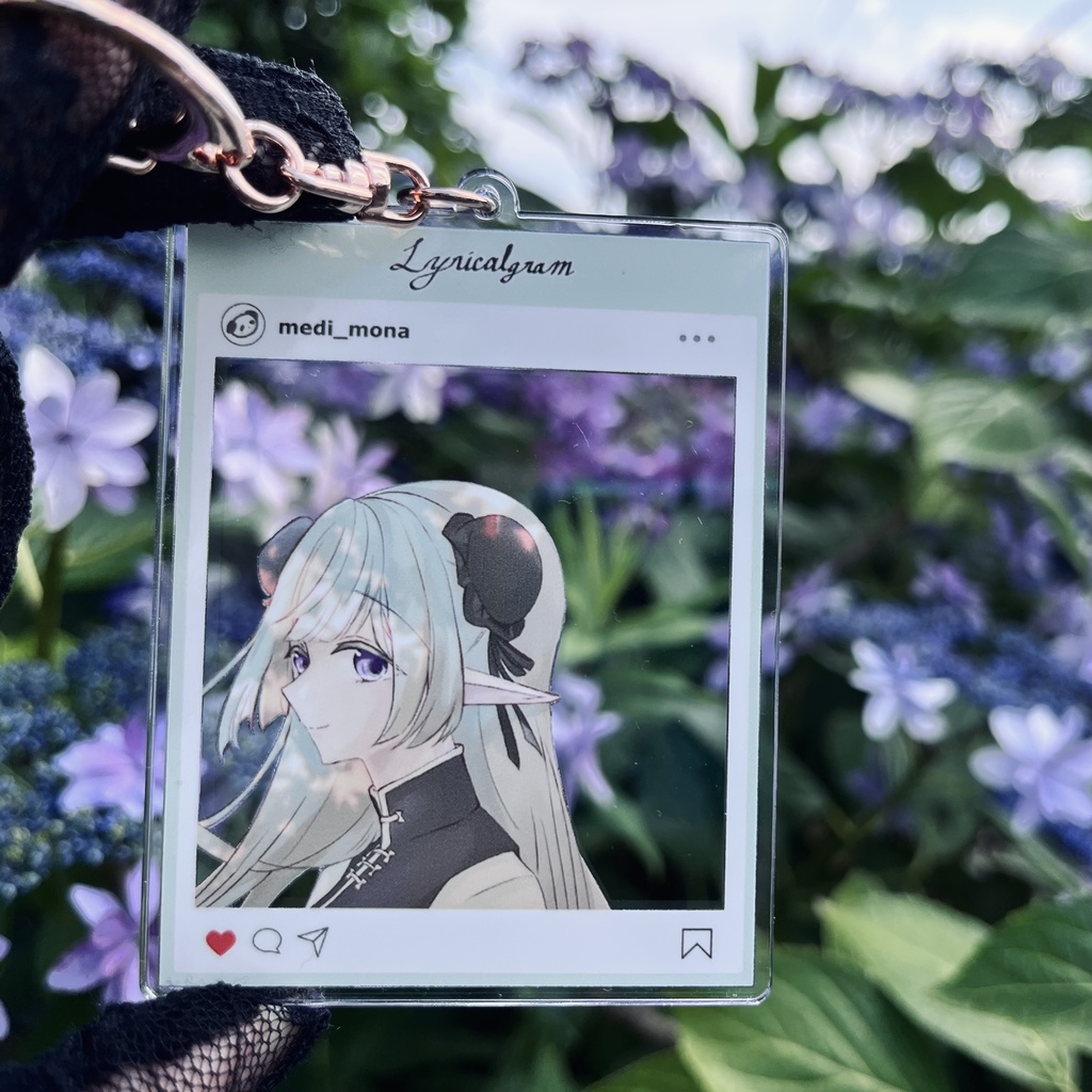 メディエールのSNSアクリルキーホルダー
