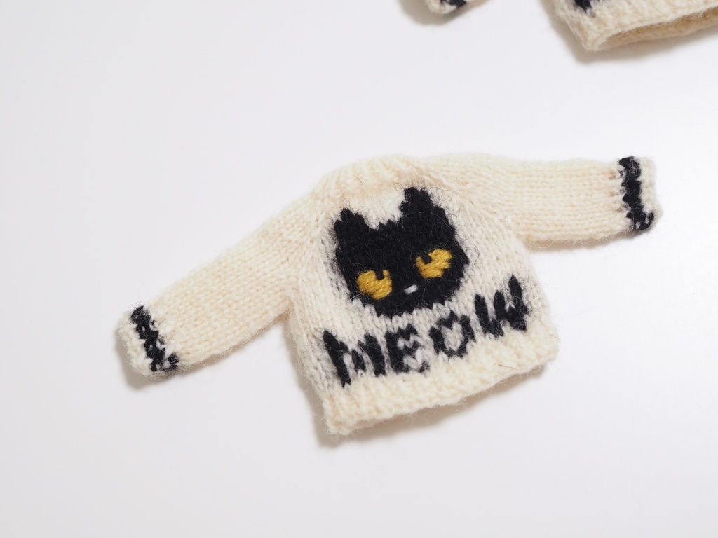 cat sweater