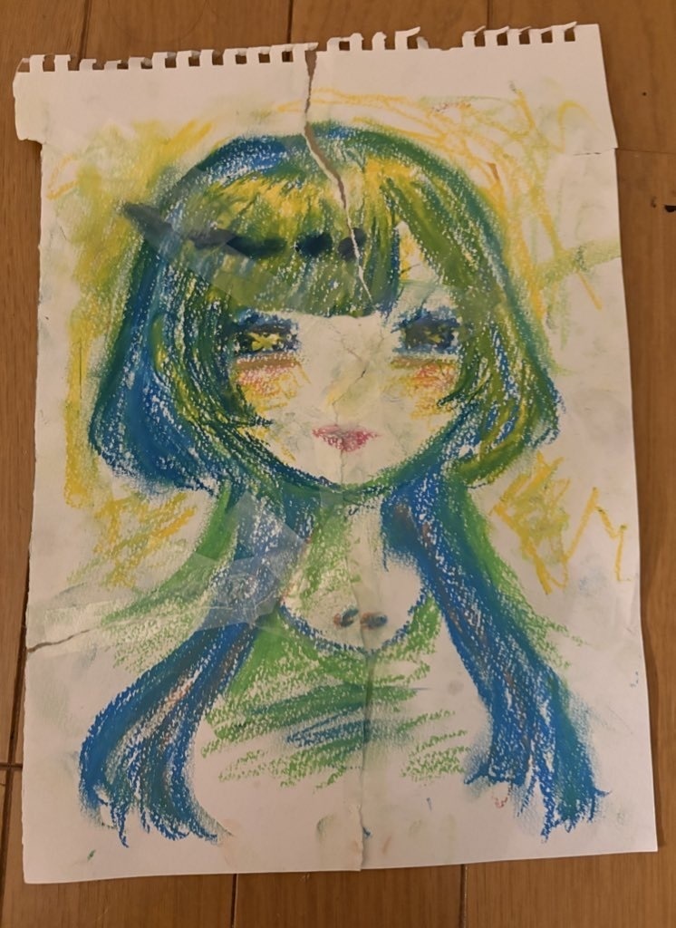 みどり　クレヨン画