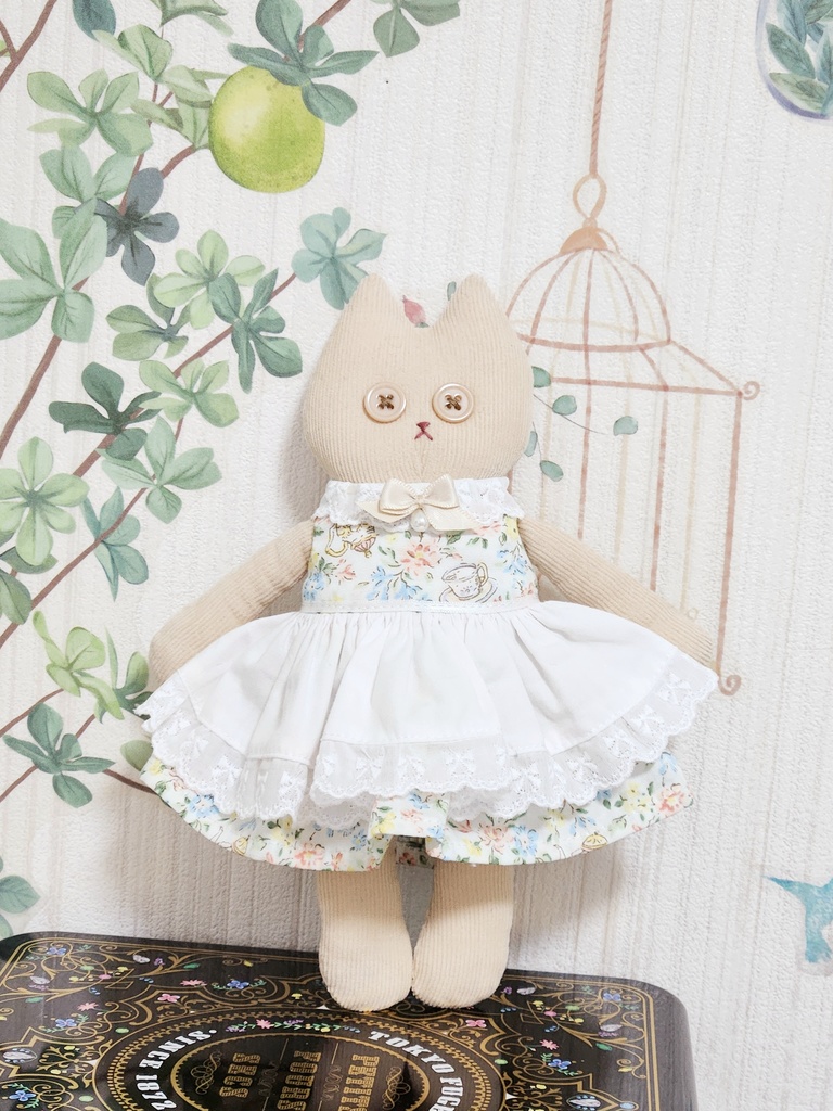ぬいぐるみ おきがえねこちゃんとエプロンドレス
