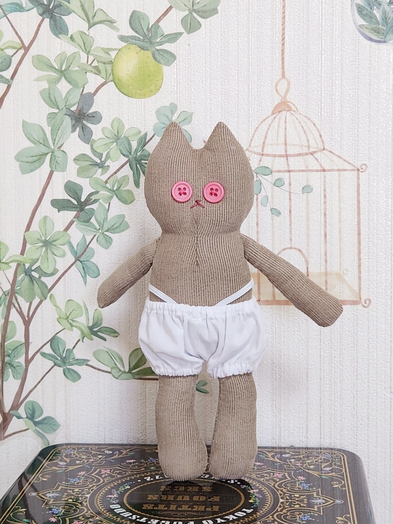 ぬいぐるみ おきがえねこちゃん・モカ色