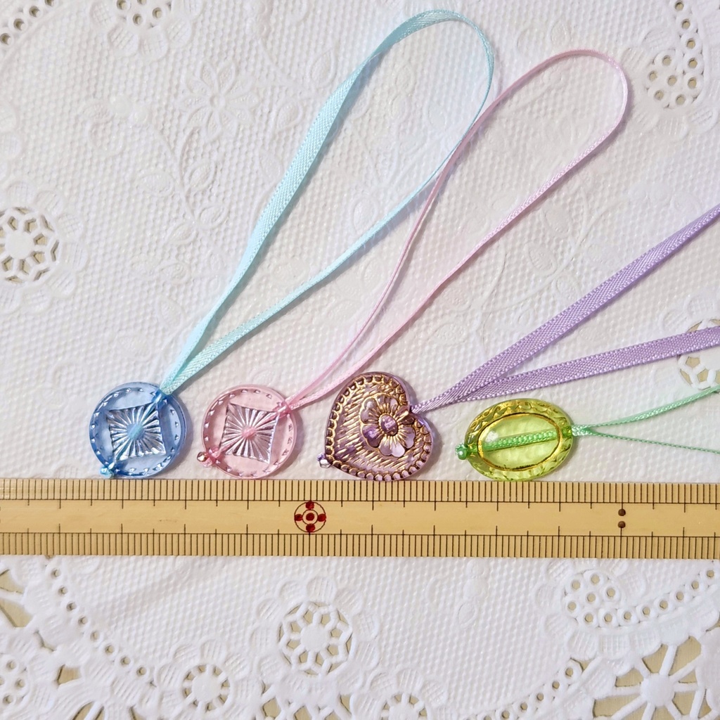 アクリルビーズのポシェット