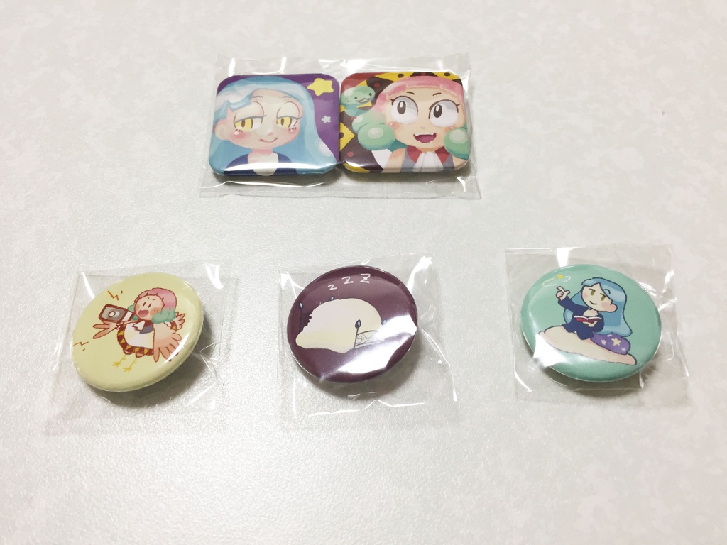 【ラウンド缶バッジ】snooze