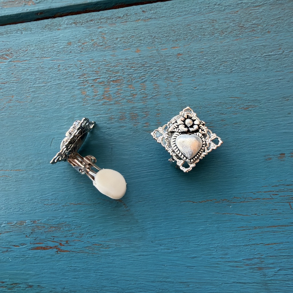 10cm15cmぬい用シルバースクエアハートイヤリング