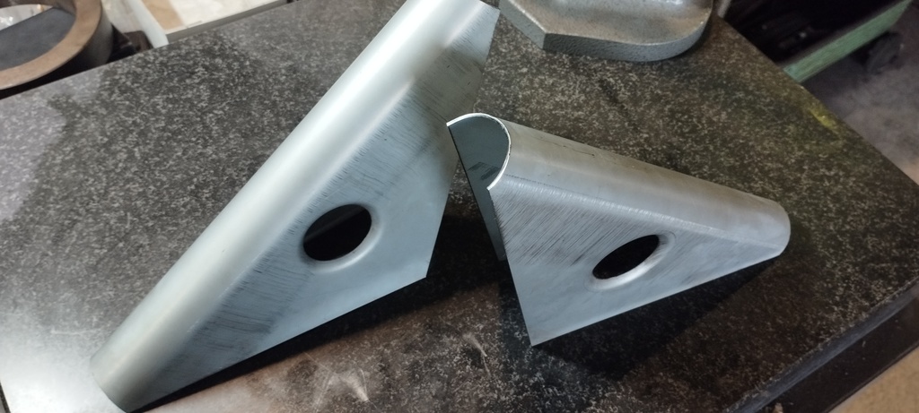 ロールバーガゼット 105°