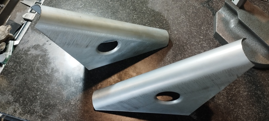 ロールバーガゼット 105°