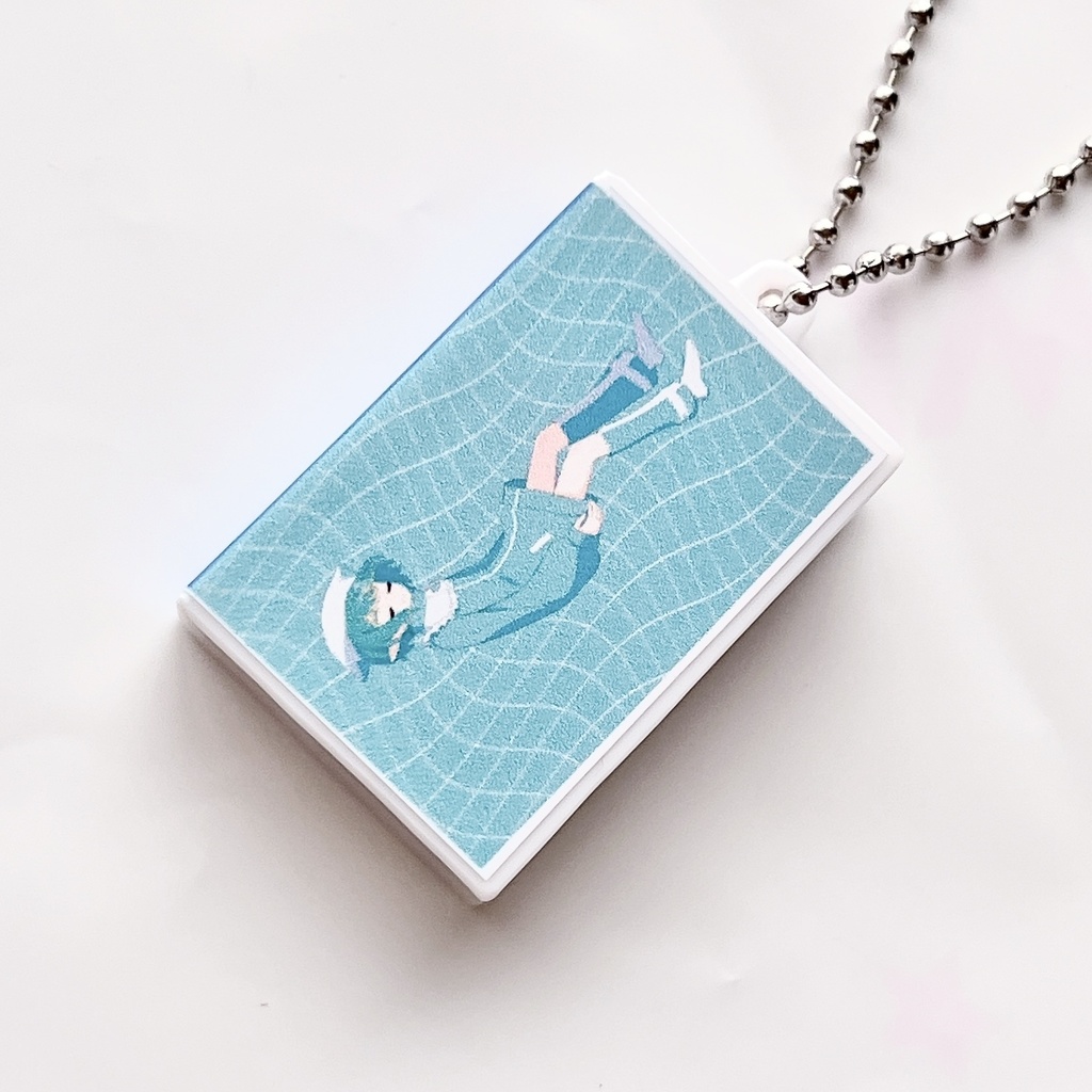 【NFCタグ付き】ねむたい水面VHSキーホルダー