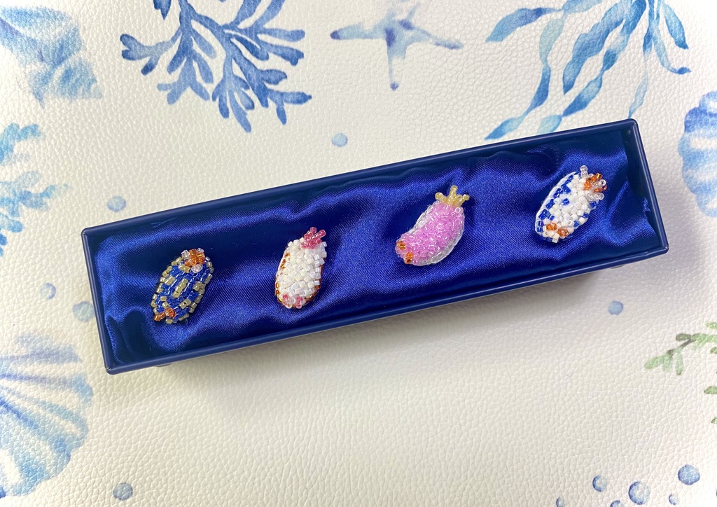 ウミウシのビーズピンバッジ(Vol.1)