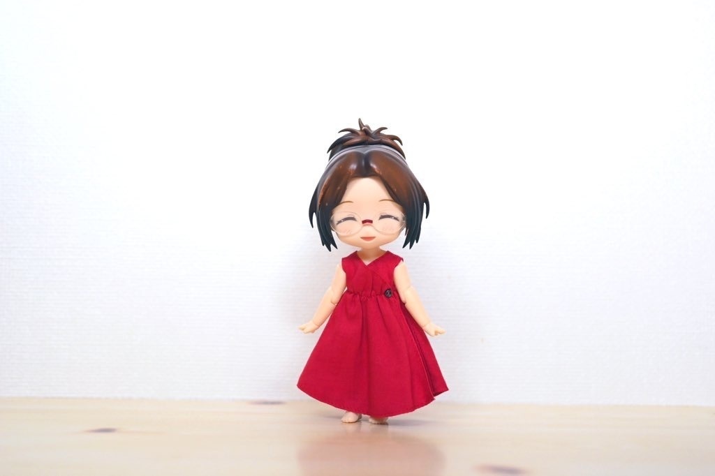 お誕生日赤ワンピース