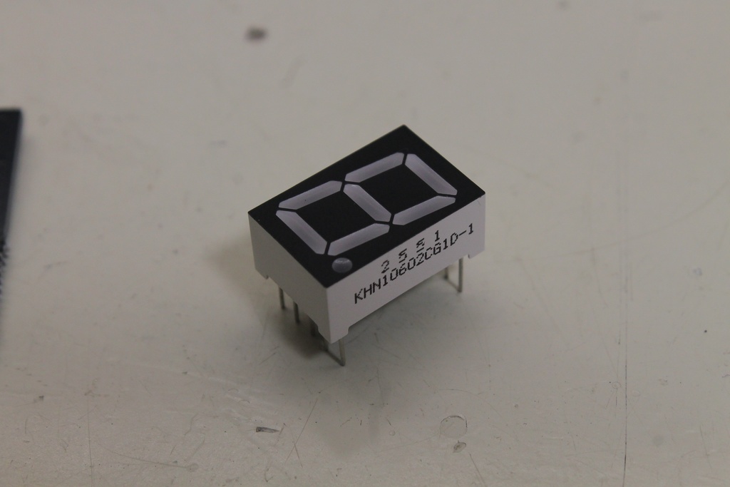 【特殊ロット品】0.6inch 7セグメントLED