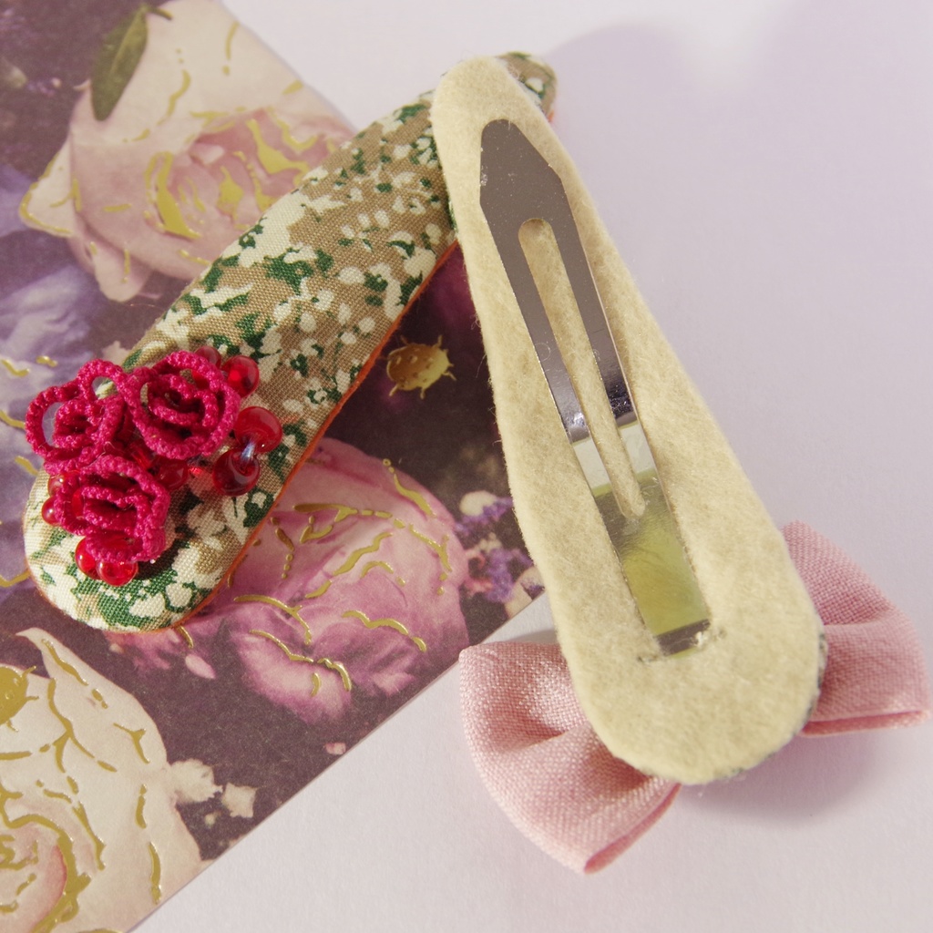 ■ツバキのお花くるみパッチン✳スリーピン■